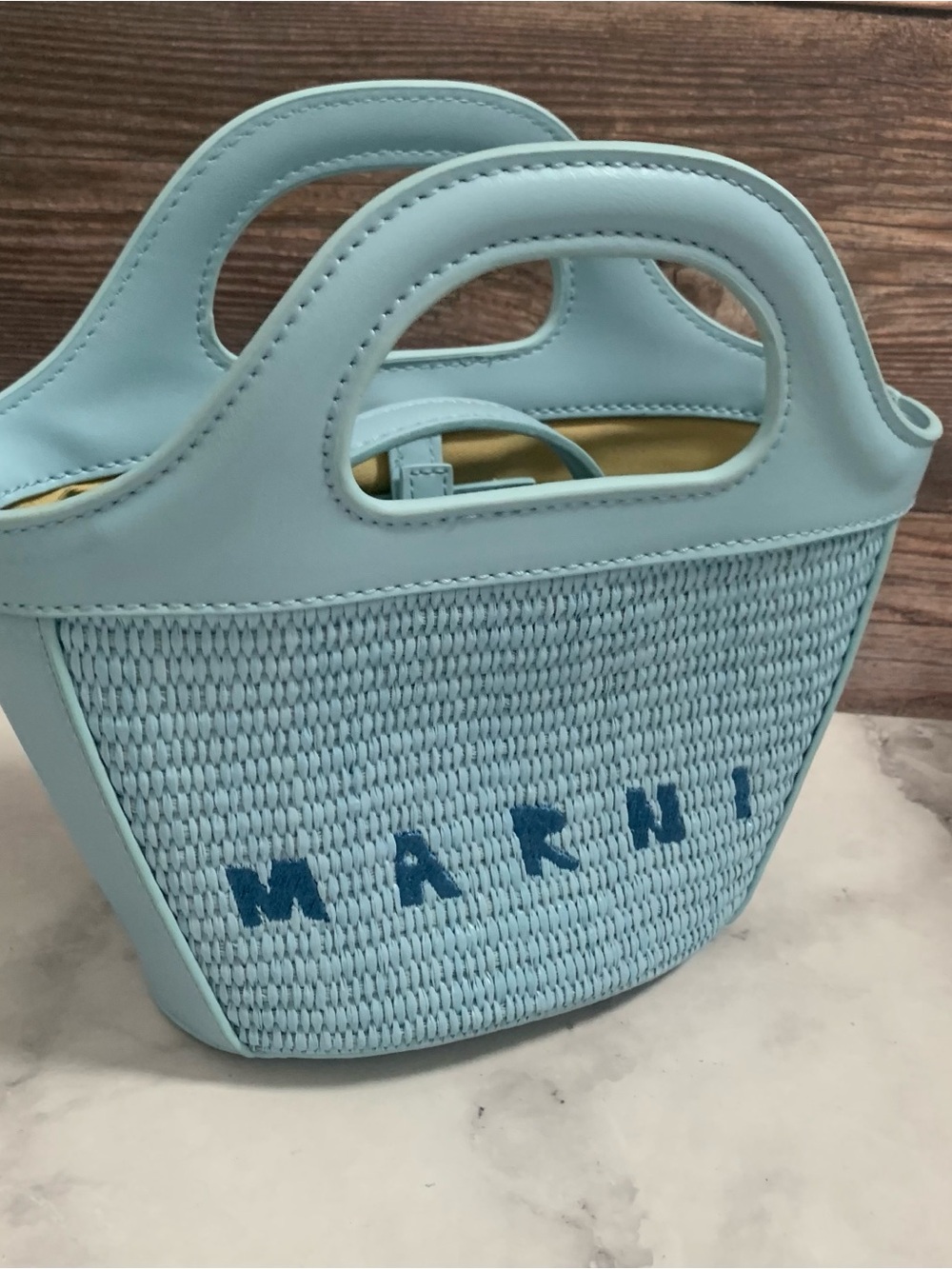 Marni Pale Blue Woven Handle Tote with Blue Logo - Picture 3 of 6